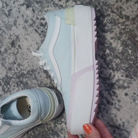 Old school stacked vans - Picture 8 of 12